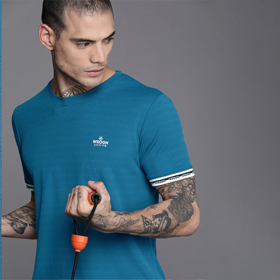 https://letshopz.com/products/men-teal-blue-brand-logo-printed-casual-t-shirt