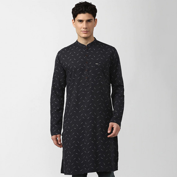 https://letshopz.com/products/men-black-geometric-printed-kurta-1