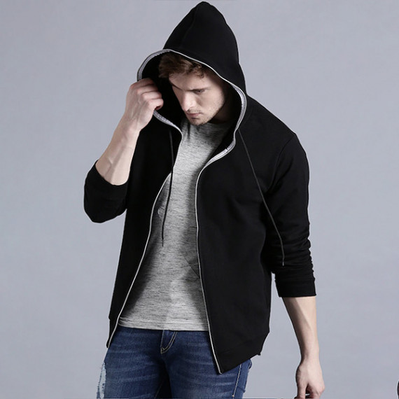 https://letshopz.com/products/men-black-solid-hooded-sweatshirt