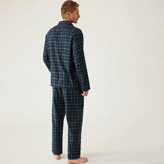 https://letshopz.com/products/men-green-blue-checked-night-suit