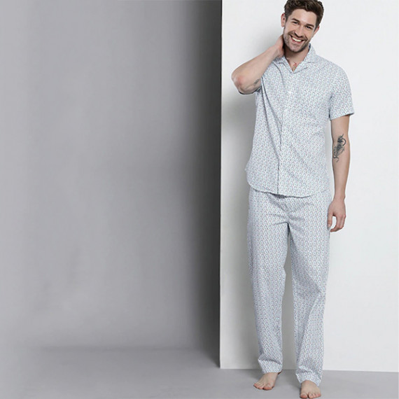 https://letshopz.com/products/men-white-printed-pure-cotton-night-suit