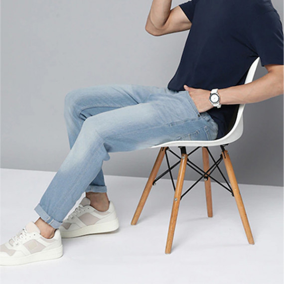 https://letshopz.com/products/men-blue-slim-tapered-fit-light-fade-stretchable-jeans