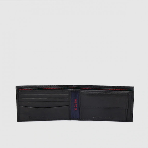 https://letshopz.com/products/men-black-solid-genuine-leather-two-fold-wallet